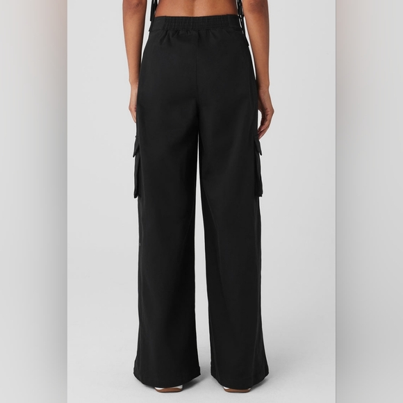 Pants - Alo Yoga Show Off Cargo Black Cotton Wide Leg Trouser (Reg)